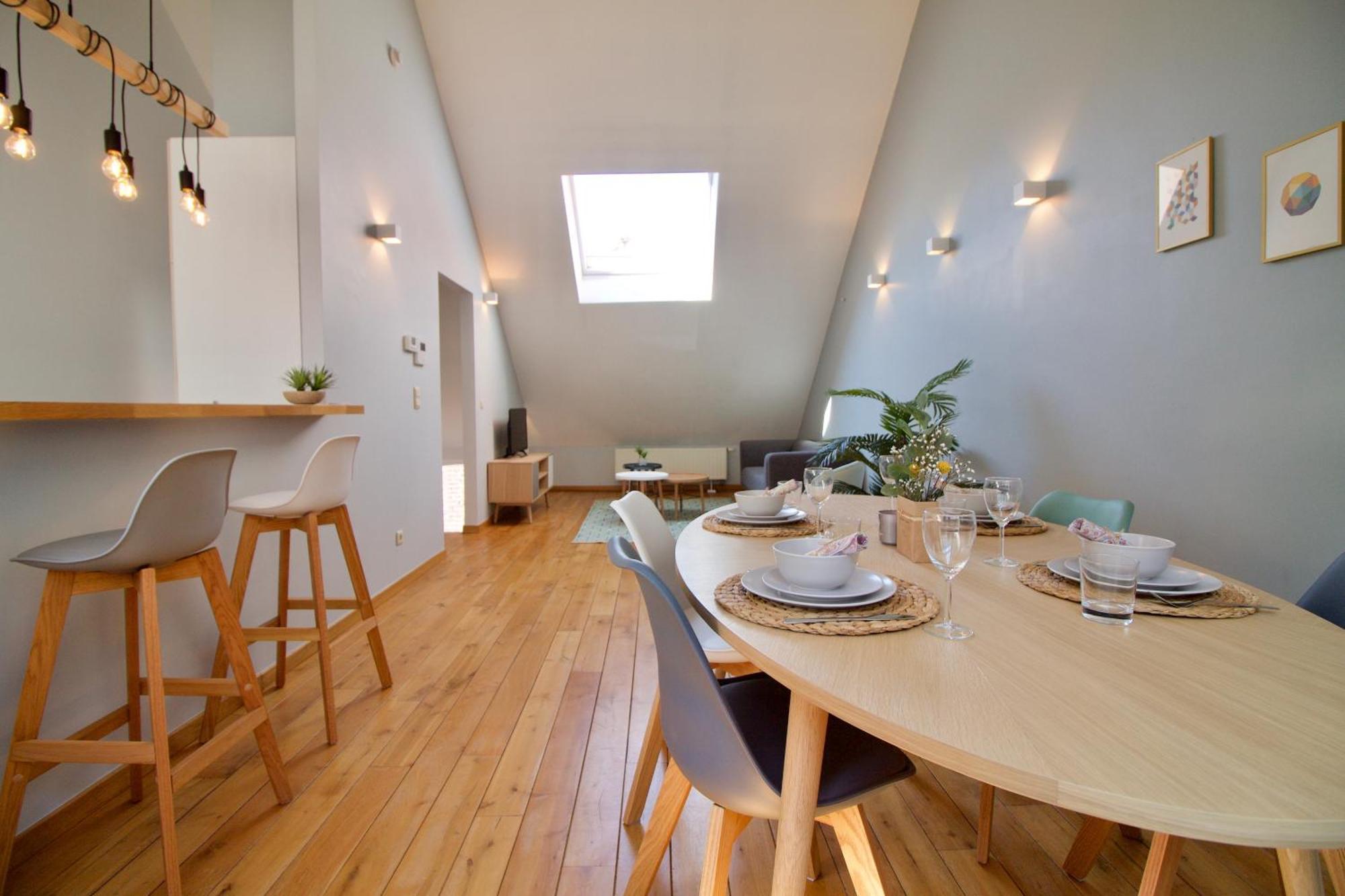 Heart Of Grand Place - Stunning 2Br Duplex บรัสเซลส์ ภายนอก รูปภาพ